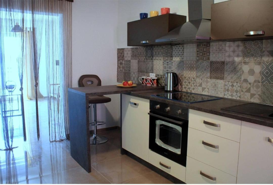 Odessa Mama Διαμέρισμα Bijela Εξωτερικό φωτογραφία
