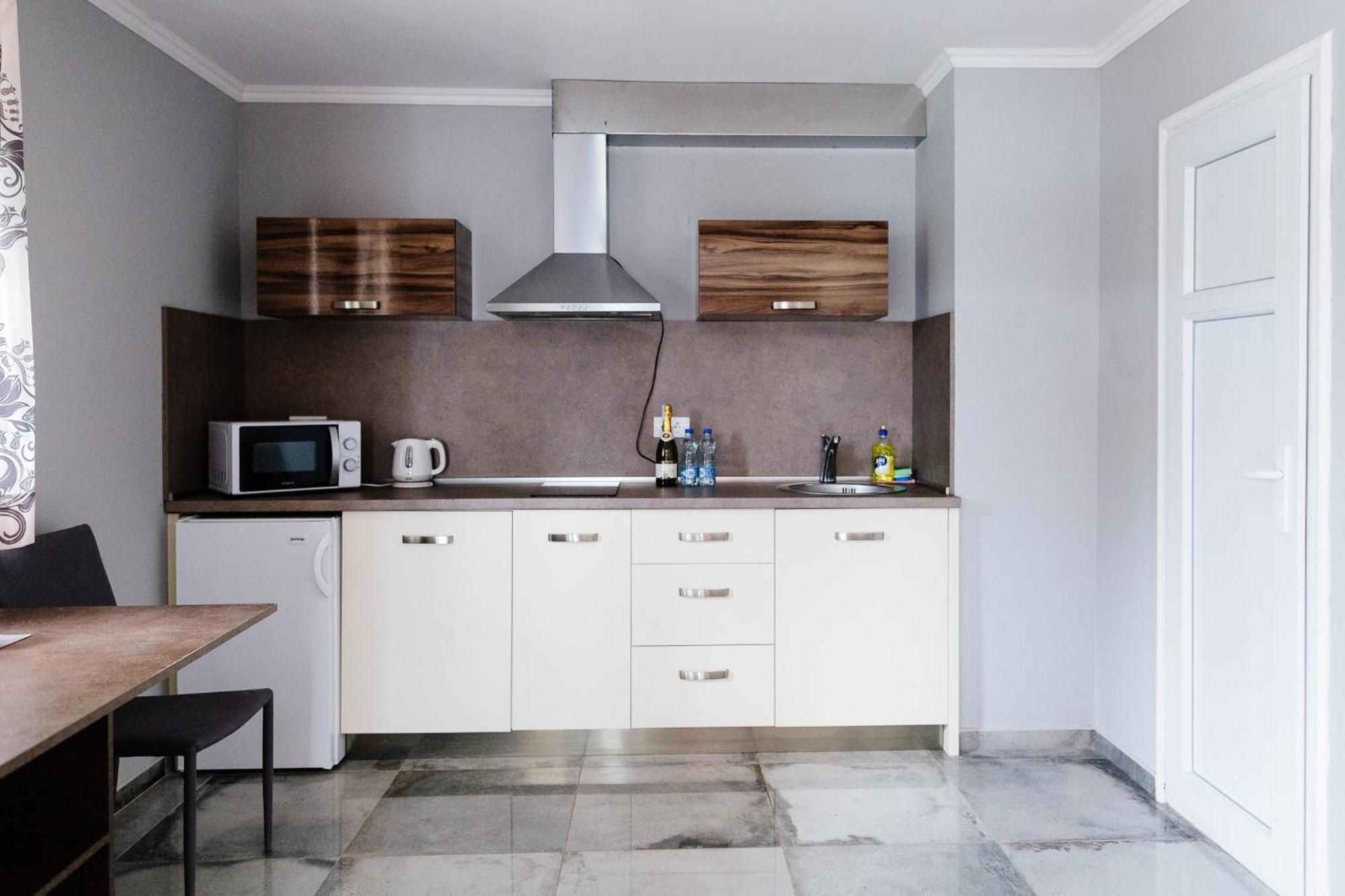 Odessa Mama Διαμέρισμα Bijela Δωμάτιο φωτογραφία